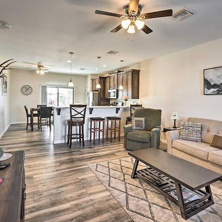 Pet-Friendly Retreat - 1 Block To Colorado River! Bullhead City Exterior foto