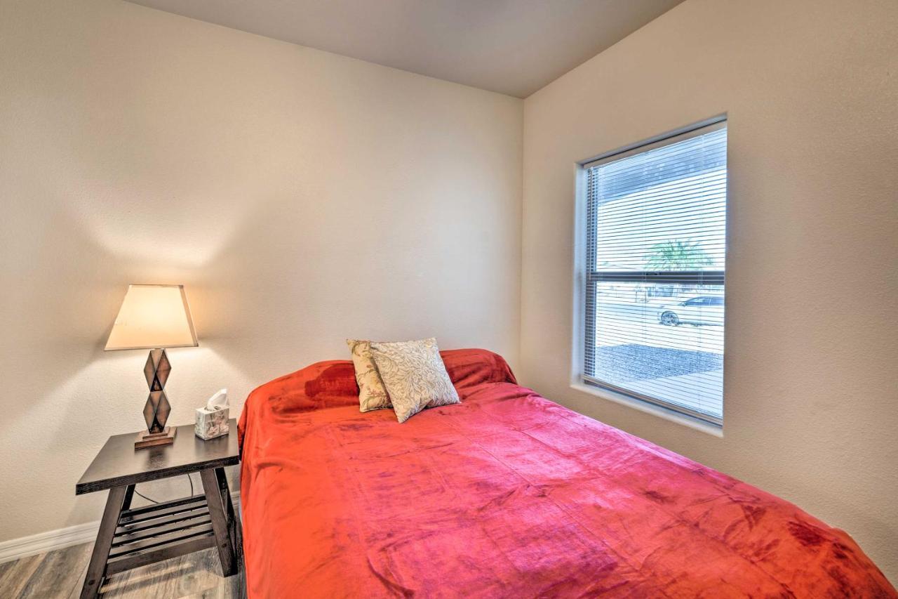 Pet-Friendly Retreat - 1 Block To Colorado River! Bullhead City Exterior foto